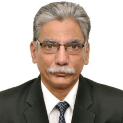 Dr Muralidaran N